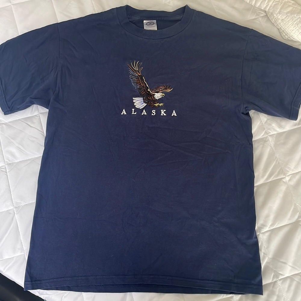 Delta pro weight tee shirt adult size medium blue embroidered shirt
